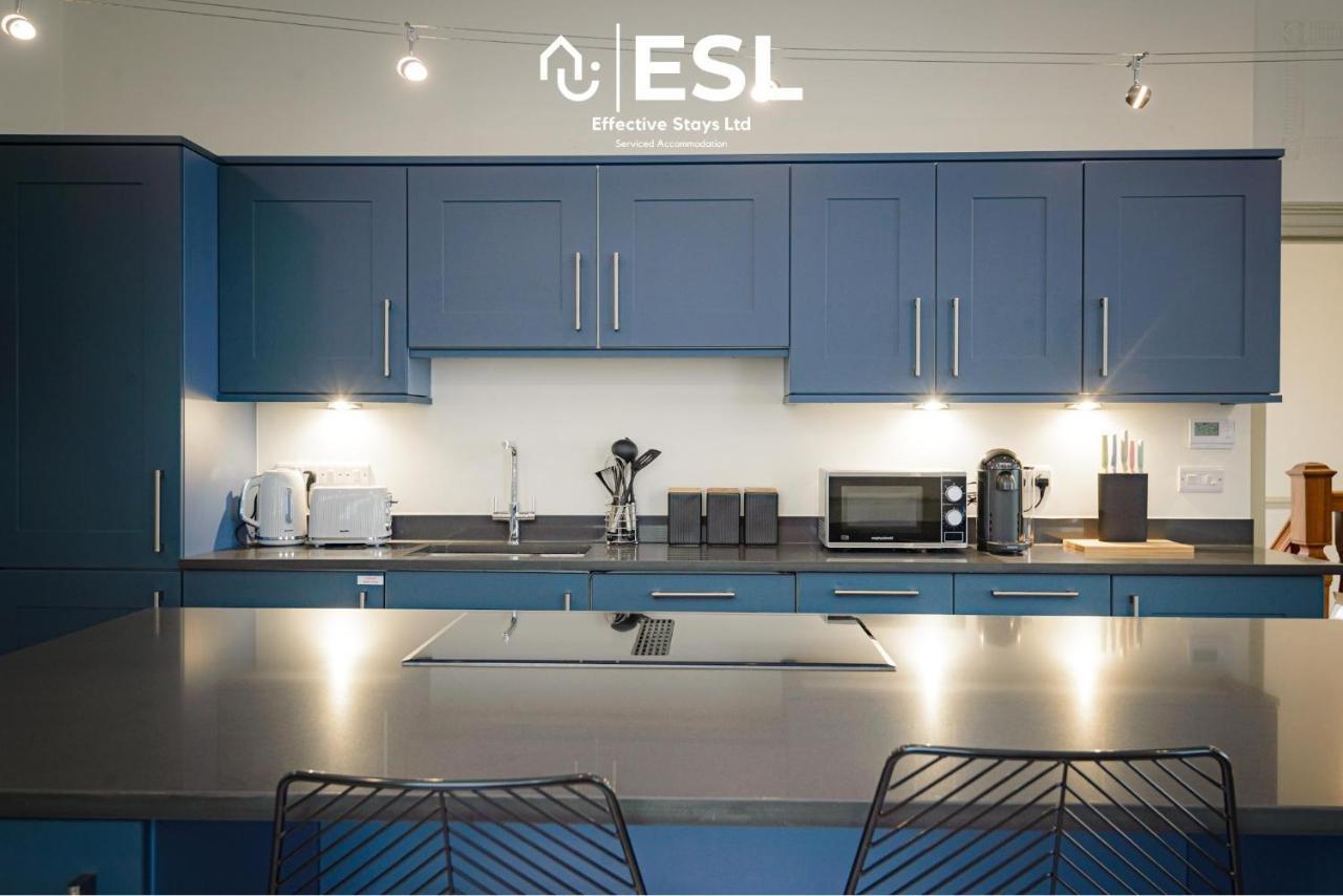 Most Central Luxury Grade 2 Listed Apartment Overlooking Shrewsbury Square - Free Parking Eksteriør billede