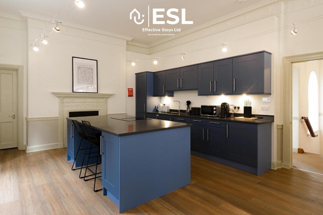 Most Central Luxury Grade 2 Listed Apartment Overlooking Shrewsbury Square - Free Parking Eksteriør billede
